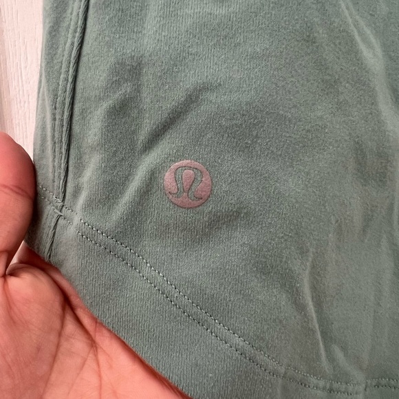 Lululemon Sweat Reps 2 in 1 Tank in Rip Tide color (Size 4) - Picture 7 of 9